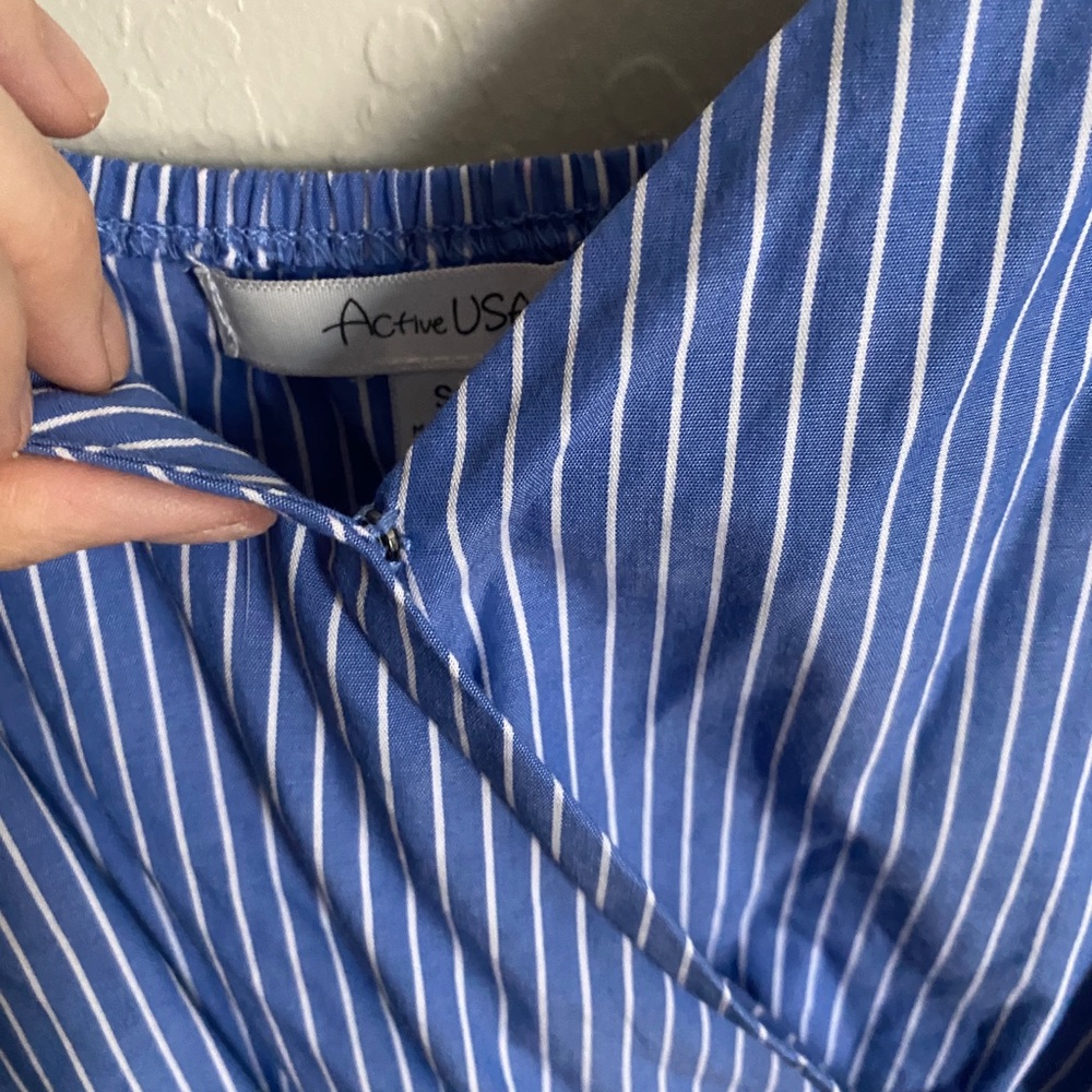 ACTIVE USA Light Blue & White Pinstripe Cinch Waist Romper Size Small - Picture 8 of 14
